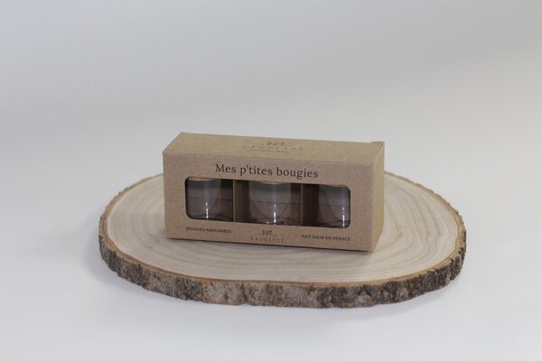 Un emballe de 3 bougies en carton kraft